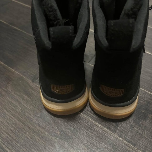 UGG winter boots - Picture 2 of 2